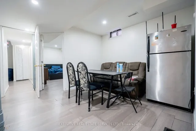 Additional image 31 of 12 Cedarwood Cres