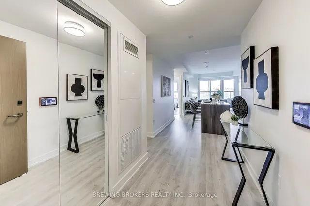 Additional image 9 of 20 Inn On The Park Dr Unit 933