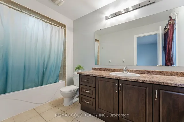 Additional image 13 of 32 Vanderpool Cres