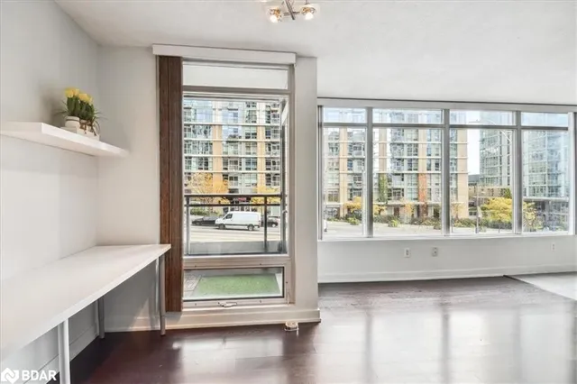 Additional image 17 of 15 Brunel Crt Unit 201