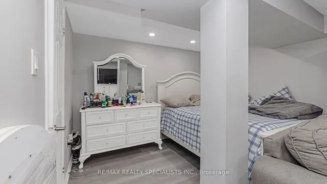 Additional image 32 of 147 Fleetwood Cres