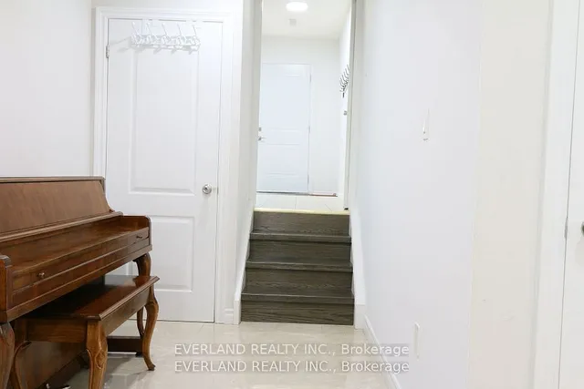 Additional image 22 of 1121 Sandhurst Circ Unit 25