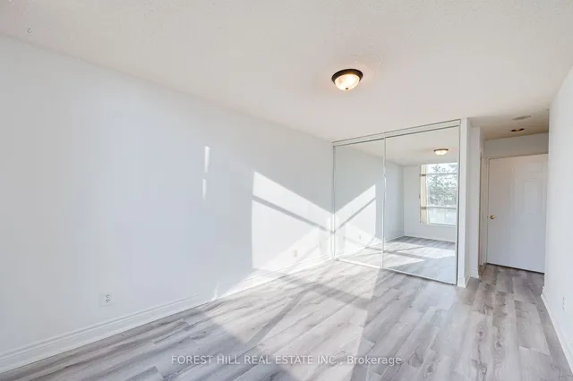 Additional image 14 of 2550 Lawrence Ave Unit 205