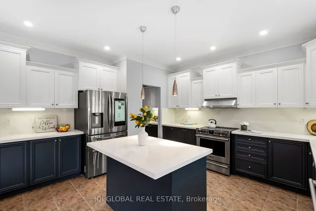 Additional image 13 of 21 Crown Dr