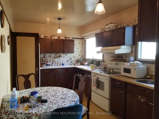 Additional image 9 of 204 Greenfield Ave