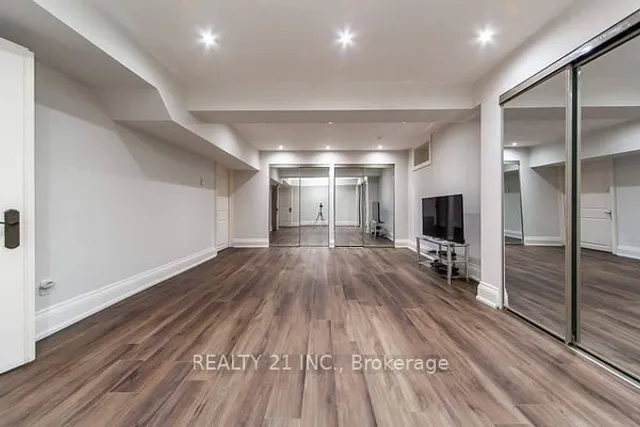 Additional image 26 of 92 Hill Cres