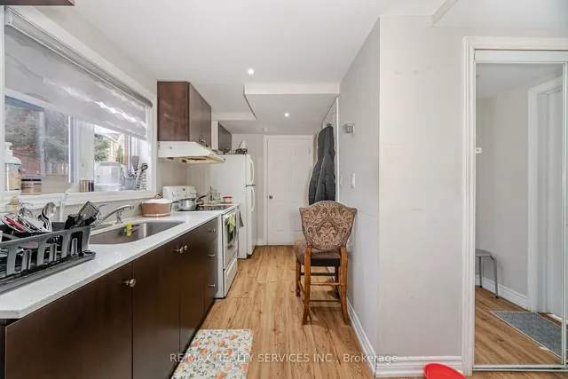 Additional image 31 of 42 Domenico Cres