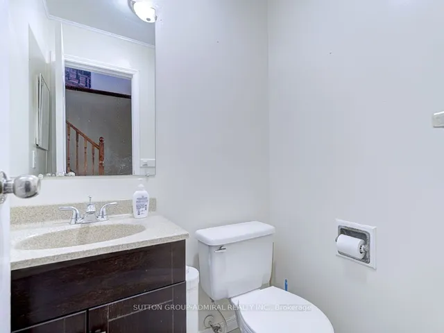 Additional image 25 of 92 Simmons Blvd