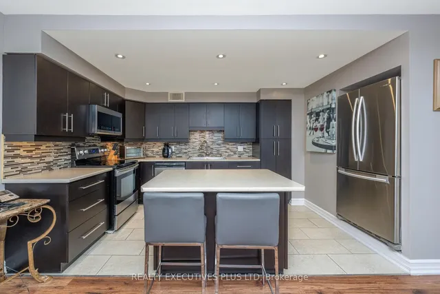 Additional image 16 of 188 Mill St Unit 410