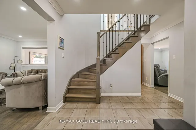 Additional image 14 of 36 Barr Cres