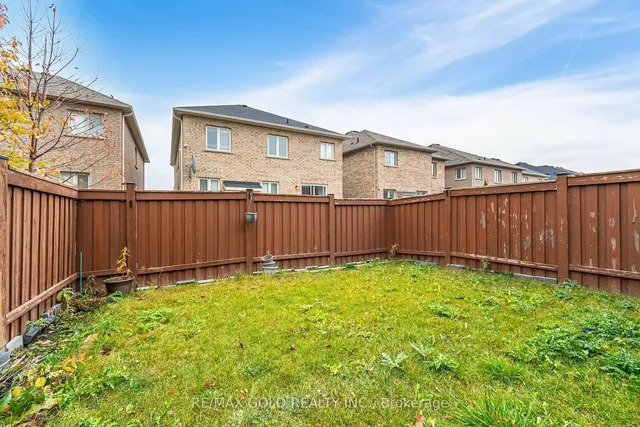 Additional image 24 of 32 Vanderpool Cres