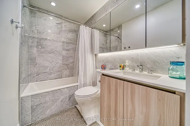 Additional image 18 of 17 Bathurst St Unit 4203
