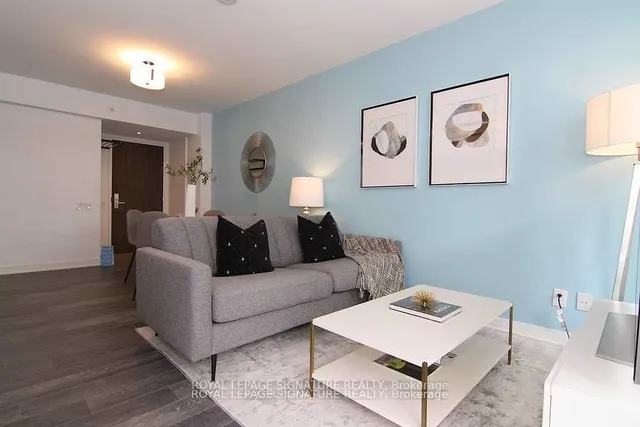 Additional image 4 of 185 Roehampton Ave Unit 303