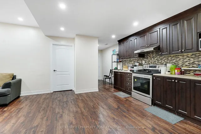 Additional image 26 of 56 Adrian Cres