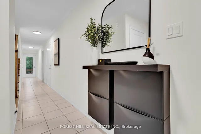 Additional image 3 of 31 Queenpost Dr