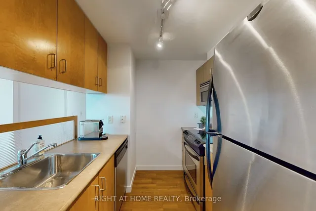 Additional image 6 of 281 Mutual St Unit 2708