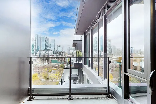 Additional image 16 of 505 Richmond St Unit 1201