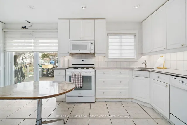 Additional image 9 of 21 Wright St