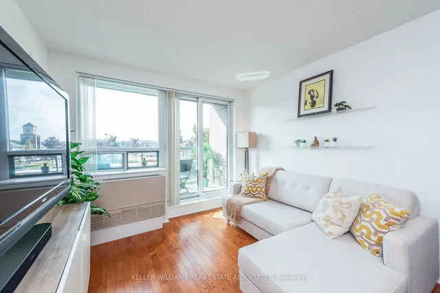 Additional image 31 of 35 Via Rosedale Unit 208