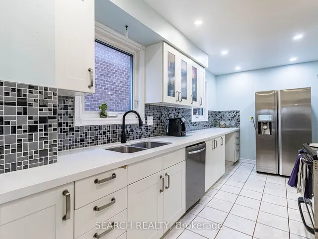 Additional image 8 of 194 Simmons Blvd