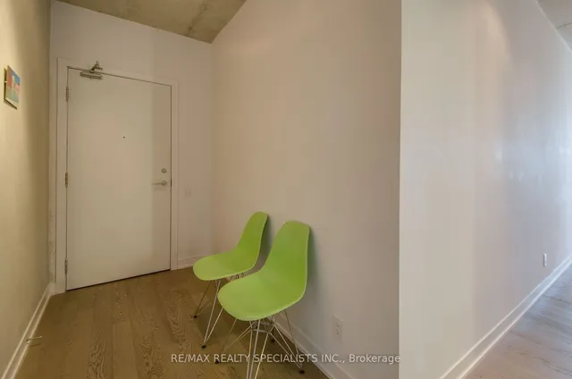 Additional image 12 of 318 King St Unit 318