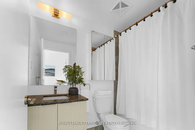 Additional image 18 of 120 Parliament St Unit 1808