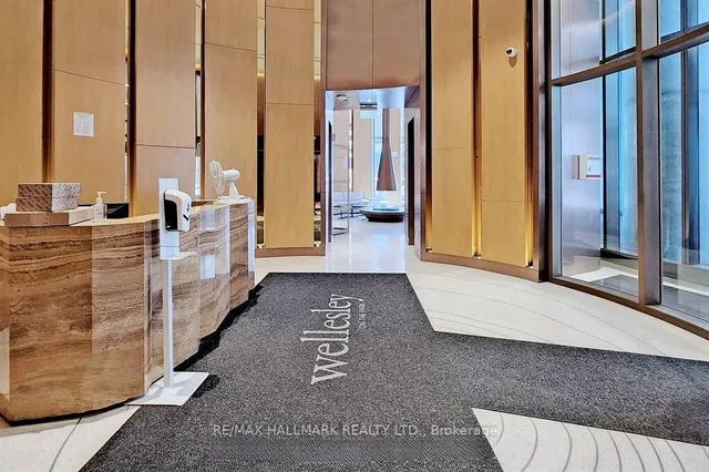 Additional image 26 of 11 Wellesley St Unit 3909