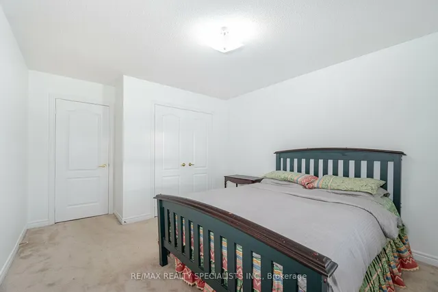 Additional image 32 of 5 Saddler Ave