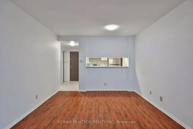 Additional image 13 of 44 Gerrard St Unit 811