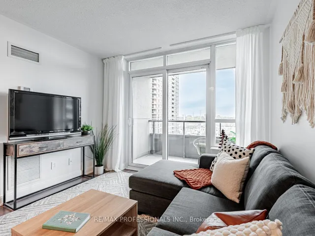 Additional image 20 of 25 Viking Lane Unit 946