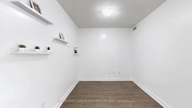 Additional image 20 of 121 Mcmahon Dr Unit 512