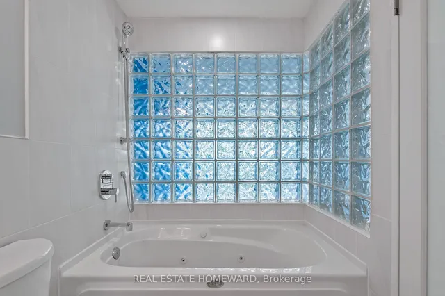 Additional image 21 of 250 Manitoba St Unit PH 804