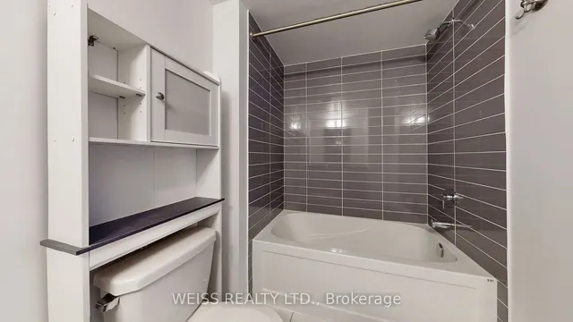 Additional image 19 of 760 The Queensway Unit 506