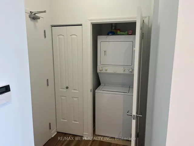 Additional image 13 of 1600 Keele St Unit 606