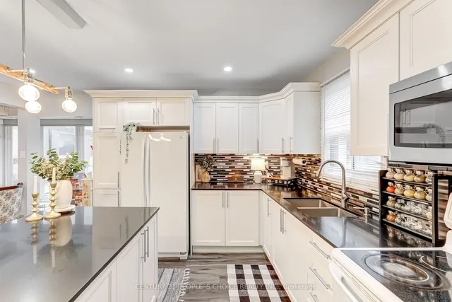 Additional image 17 of 13 Jeffrey St