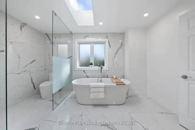 Additional image 25 of 151 Highland Cres