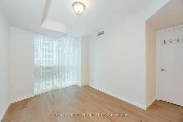 Additional image 18 of 12 Yonge St Unit 1505