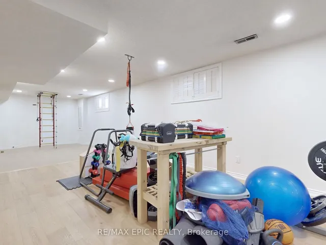 Additional image 38 of 26 Bluffwood Dr