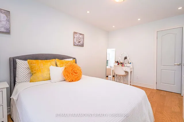 Additional image 27 of 43 Bromley Cres