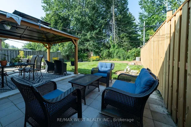 Additional image 26 of 10 Rowallan Dr
