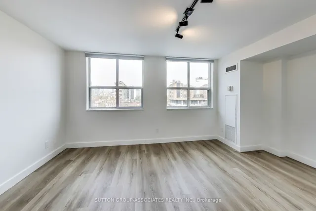 Additional image 12 of 323 Richmond St Unit 818