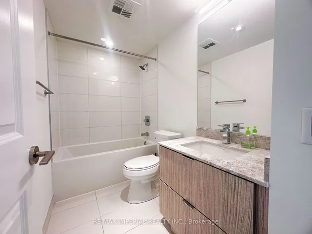 Additional image 14 of 395 Bloor St Unit 4011