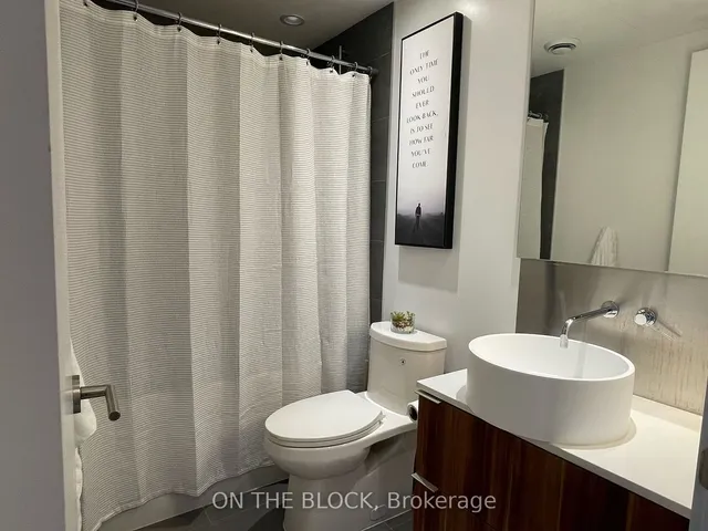 Additional image 9 of 185 Roehampton Ave Unit 509
