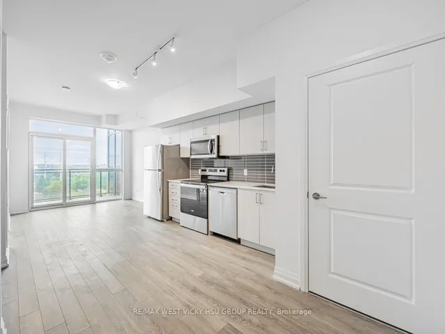 Additional image 4 of 10 Meadowglen Pl Unit 1008