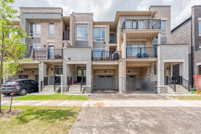 Primary image of 16 Arrowview Dr