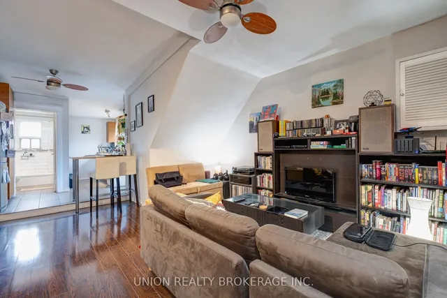 Additional image 21 of 45 Strathmore Blvd