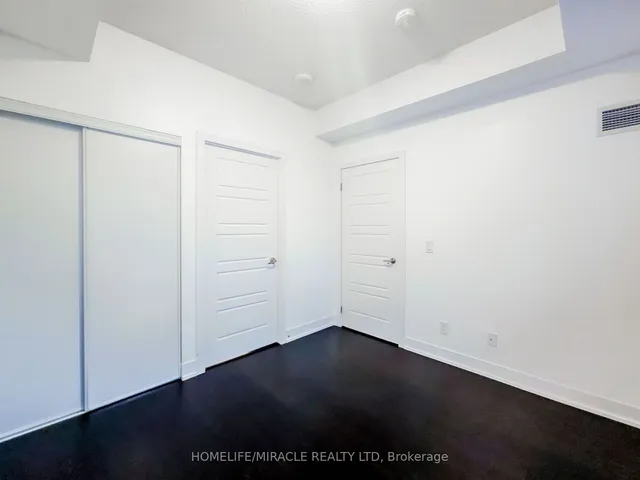 Additional image 10 of 7 Kenaston Gdns Unit 121