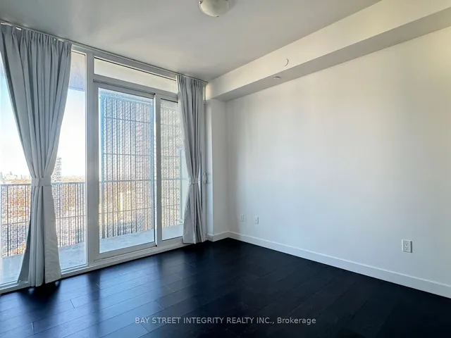 Additional image 6 of 8 Eglinton Ave Unit 2105
