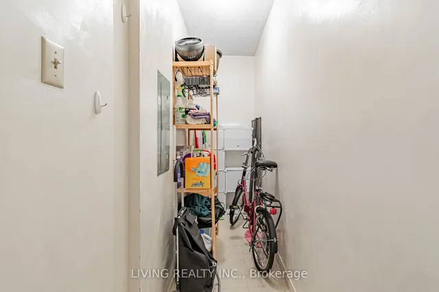 Additional image 26 of 280 Simcoe St Unit 308