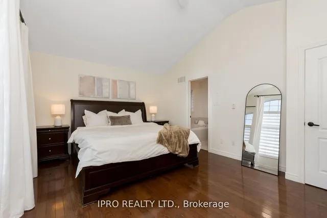 Additional image 18 of 37 Summer Valley Dr